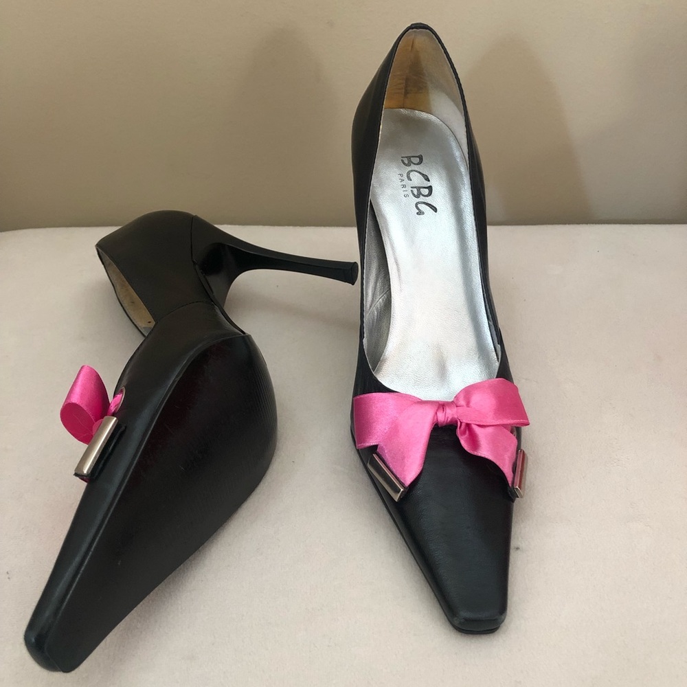 ⛔️SOLD⛔️Paris leather pump with bow - Picture 6 of 8